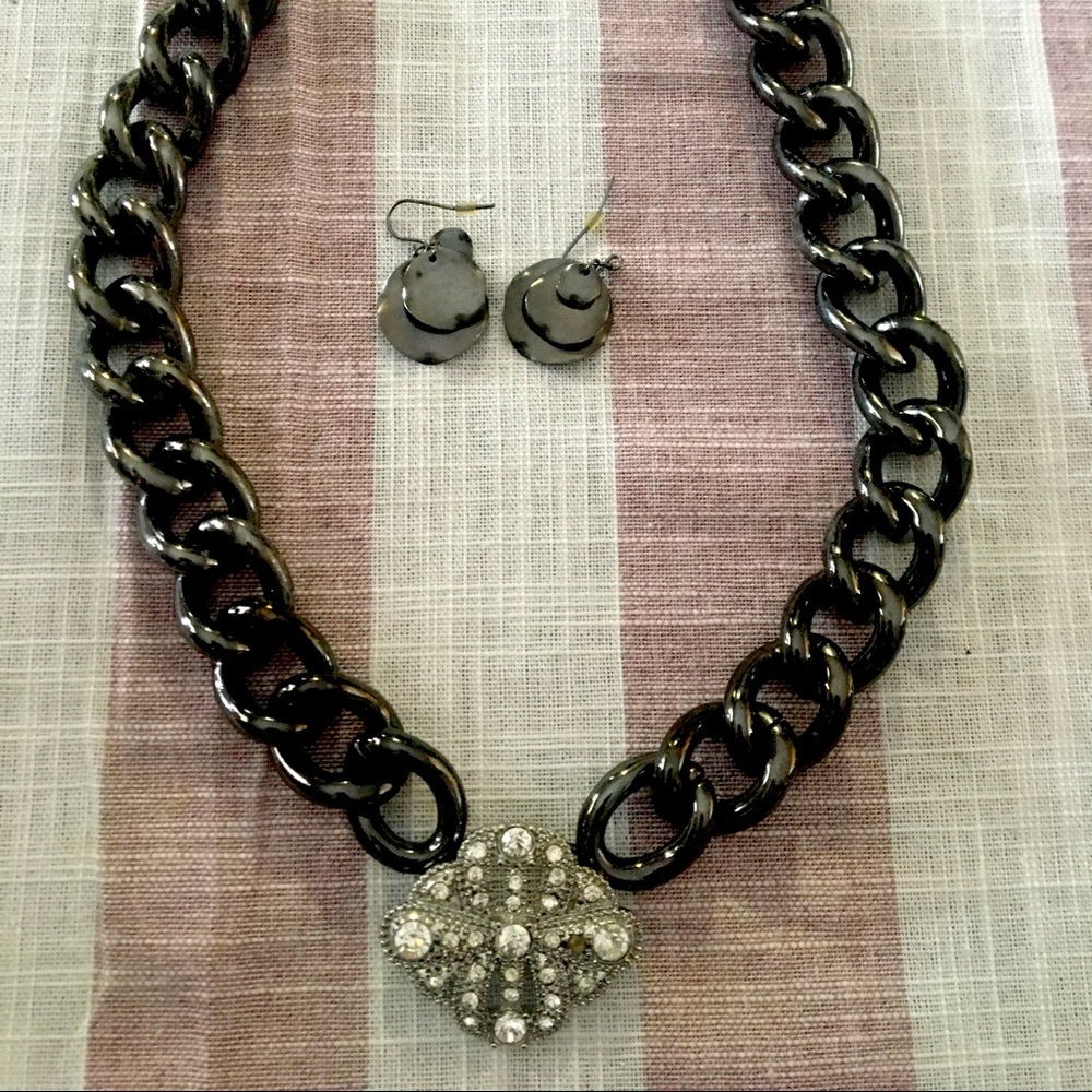 Lia Sophia vintage necklace.